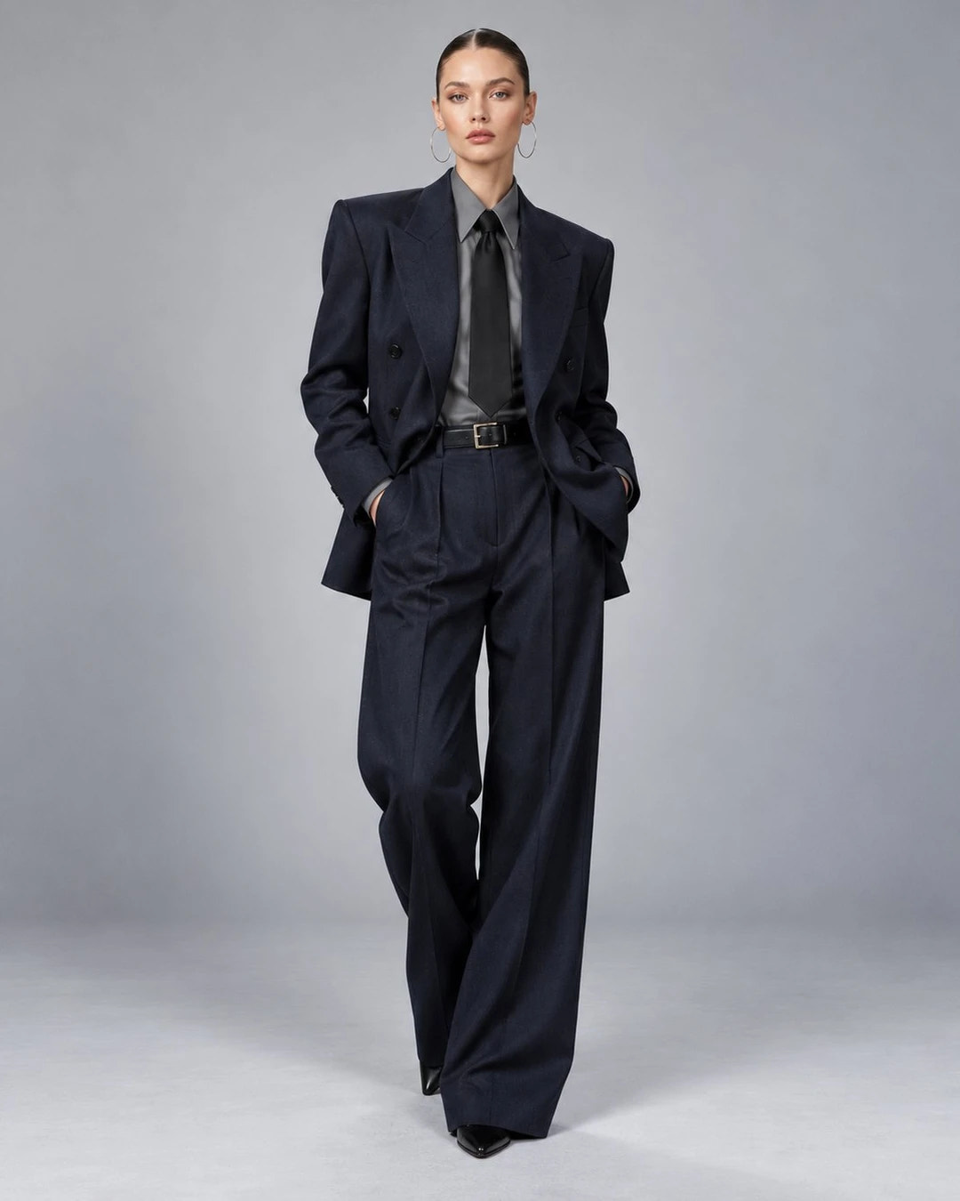 Vintage Women's Navy Oversized Pantsuit -  Suit Heritage
