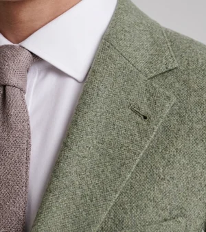 Harrington Wool Herringbone Olive Suit Collar