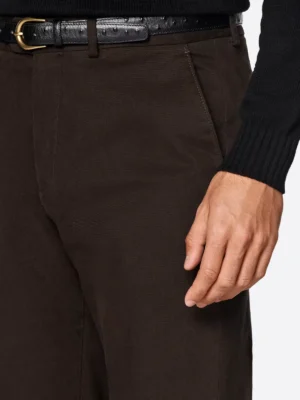 SuitsHeritage Men's Brown Slim Fit Chinos Close