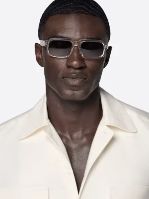 SuitsHeritage Men's Solid Off White Cotton Shirt Close