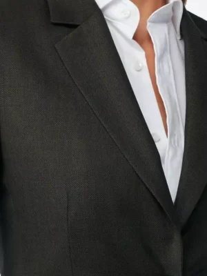 SuitsHeritage Women’s Black Plain Regular Fit 2 Piece Suit Close