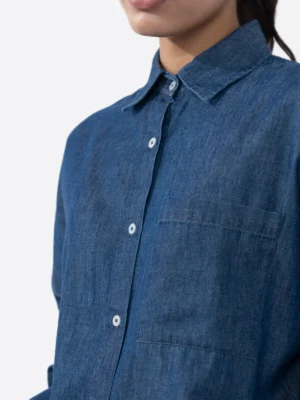 SuitsHeritage Women's Denim Crop Oversized Shirt Close