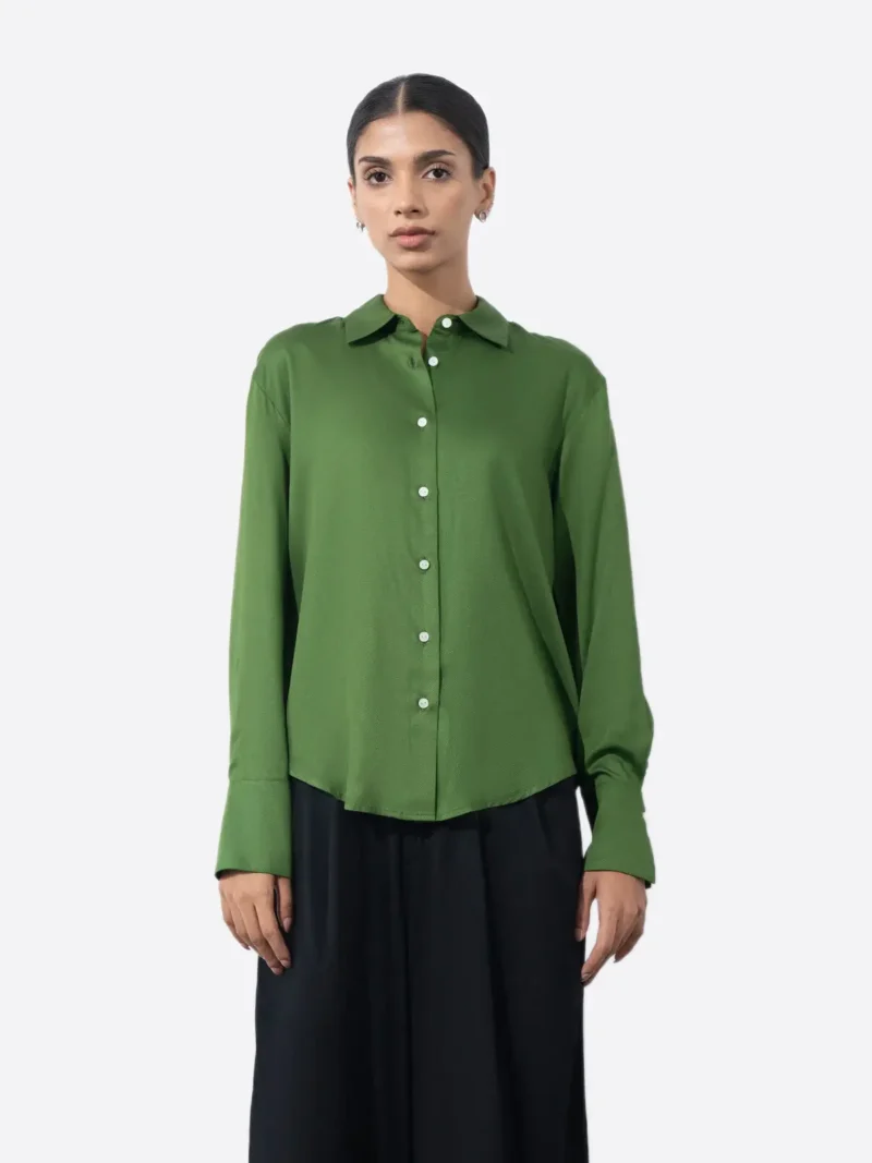 SuitsHeritage Women's Solid Green Relaxed Fit Shirt