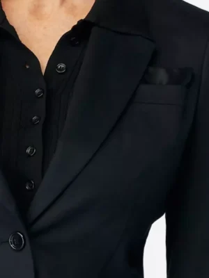 SuitsHeritage Women’s Black Solid Regular Fit 2 Piece Suit Close