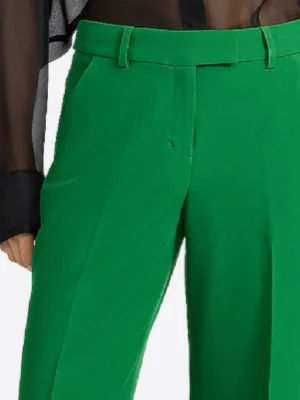 SuitsHeritage Women's Green Solid Cotton Pant Close