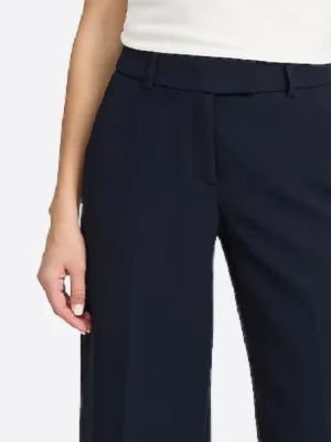 SuitsHeritage Women's Navy Oversized Trouser Pant Close