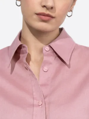 SuitsHeritage Women's Solid Pink Relaxed Fit Shirt Close