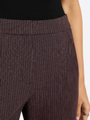 SuitsHeritage Women's Purple Straight Fit Pant Close